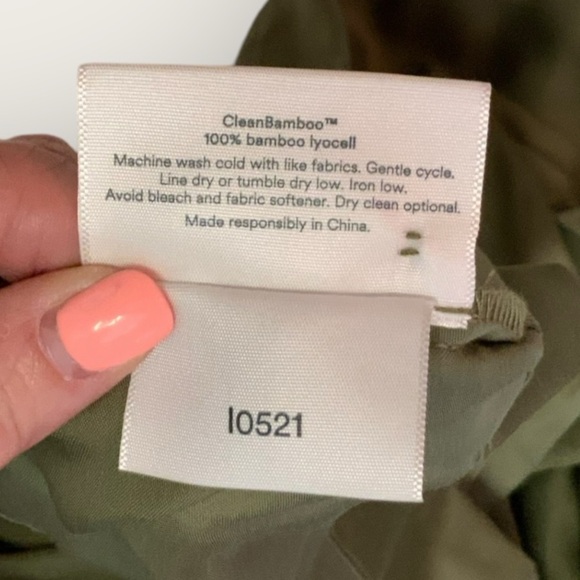 NWT | Ettitude | Sleeveless Jumpsuit | Olive Green | XL - Picture 7 of 13